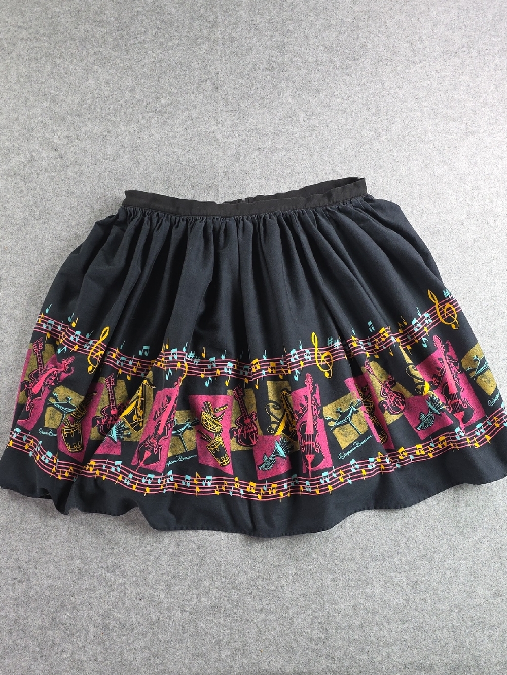 Pinup Couture Black Circle Skirt with Pink & Gold Music Border 3X